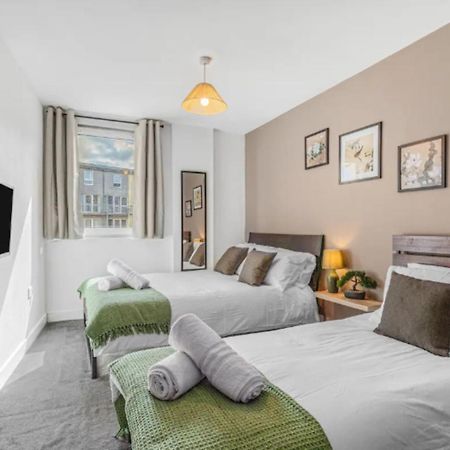 Oriental Suite 2 Bed 2 Bath Netflix And Free Parking, Games- Maihom Birmingham Buitenkant foto