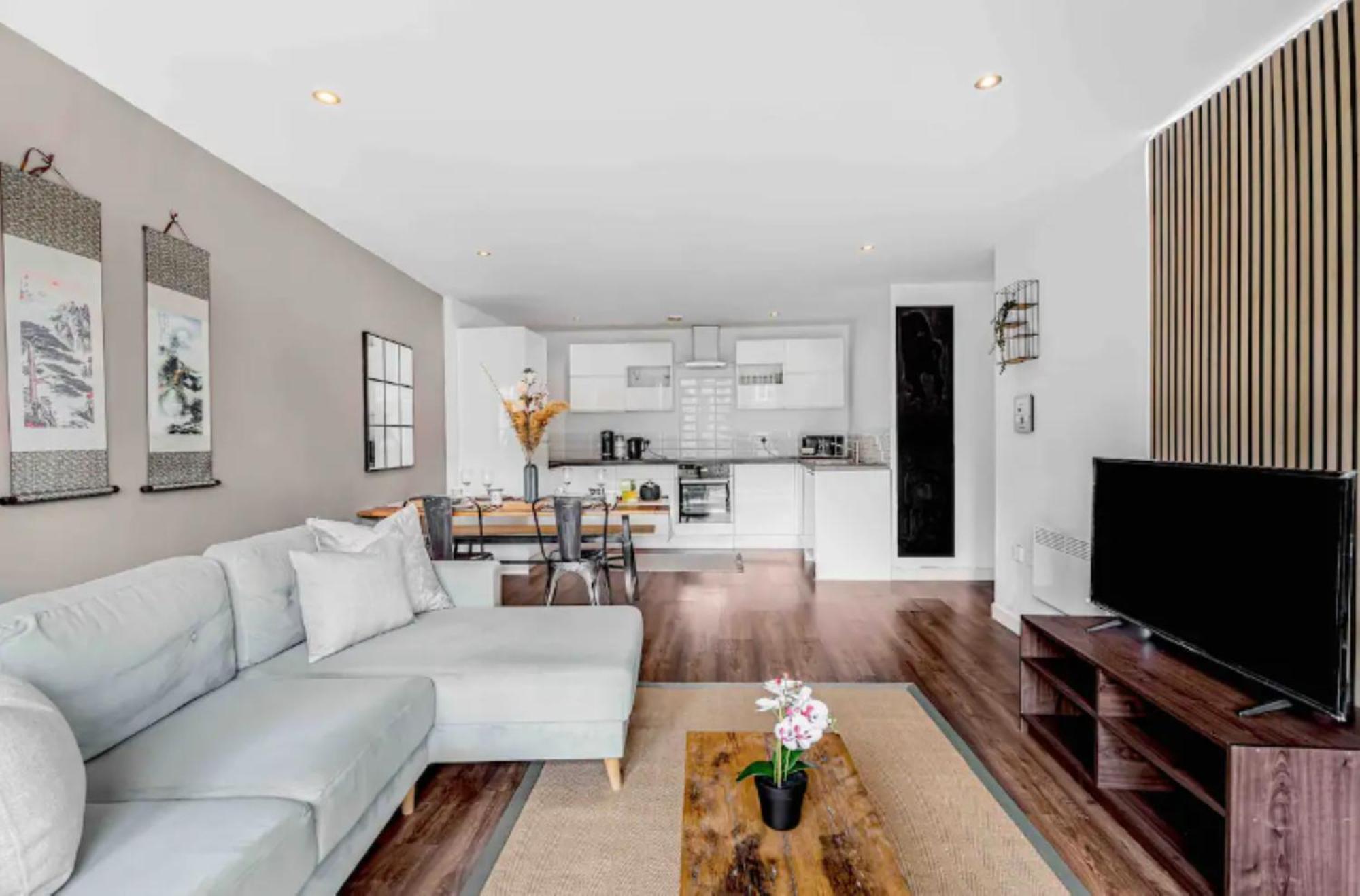 Oriental Suite 2 Bed 2 Bath Netflix And Free Parking, Games- Maihom Birmingham Buitenkant foto