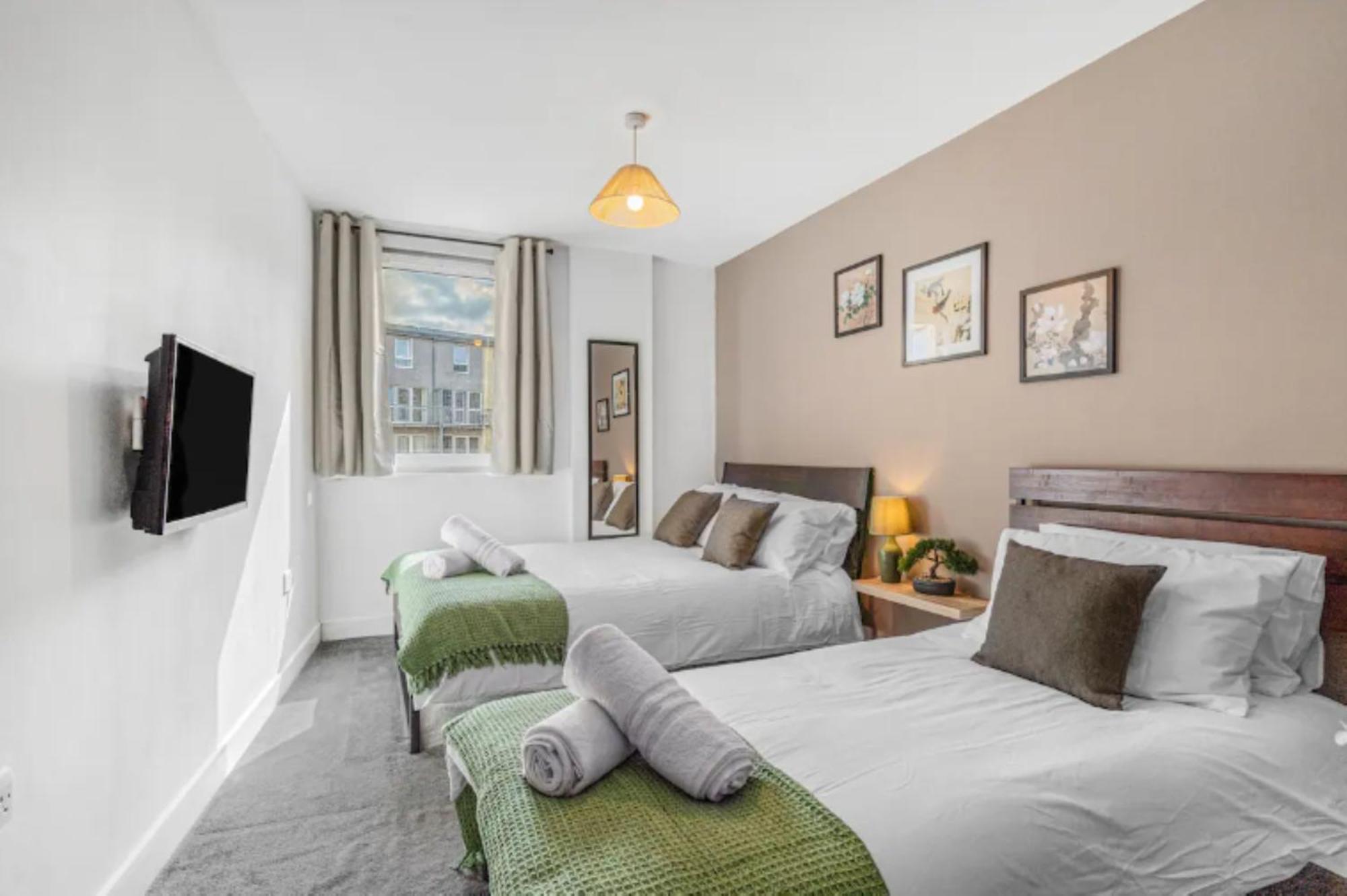 Oriental Suite 2 Bed 2 Bath Netflix And Free Parking, Games- Maihom Birmingham Buitenkant foto